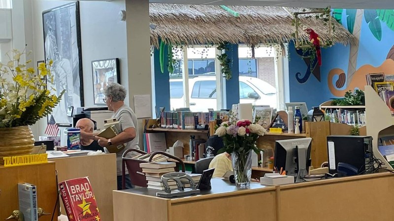 Front Desk into kids' area